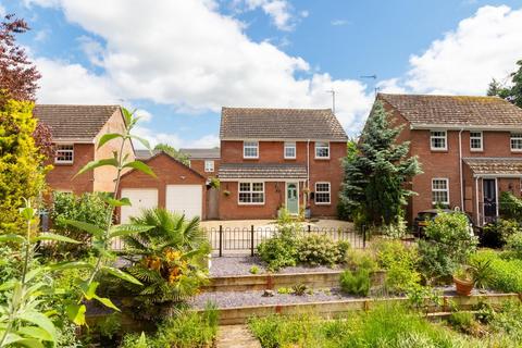 4 bedroom detached house for sale, Morefields, Tring