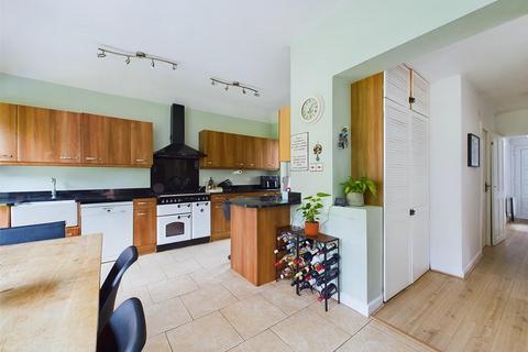 14 Lower Barn Road, Purley, CR8 1HQ