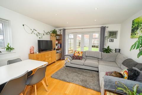 20 Barton Grove, Leighton Buzzard, LU7 4EF