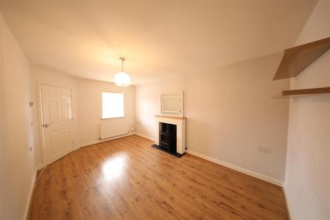 3 bedroom end of terrace house for sale, Priory Road, Hull