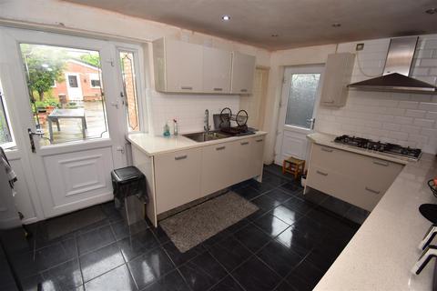 3 bedroom semi-detached house for sale, Sandbourne Road, Alum Rock, Birmingham