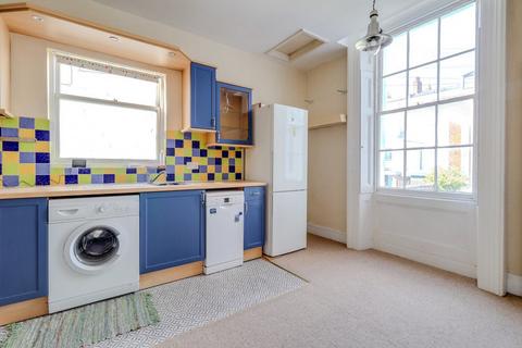 1 bedroom flat to rent, Pittville Lawn GL52 2BD