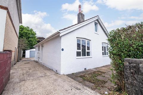 3 bedroom bungalow for sale, Stanfield Road, Poole BH12