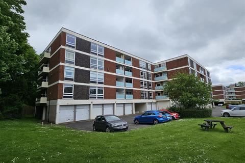 Flat 20, Sapphire Court Chelmscote Road, Solihull, B92 8BZ