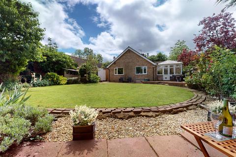 3 bedroom detached bungalow for sale, London Road, Loughton Village