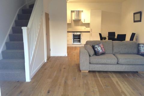 4 bedroom house to rent, Bevendean Road, Brighton