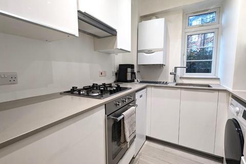 1 bedroom in a house share to rent, West End Lane, London, NW6