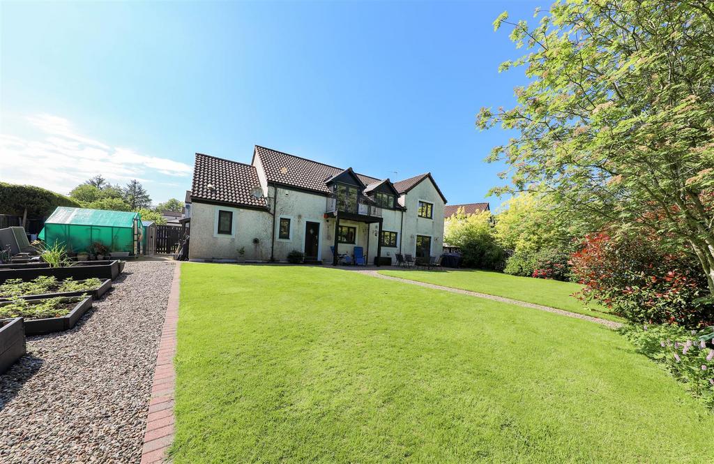 Maree Way, Glenrothes 6 bed detached house for sale £469,995
