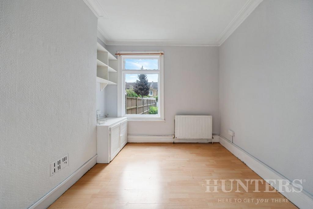 76 A Bruce Castle Road N17 8 NJ-2.jpg