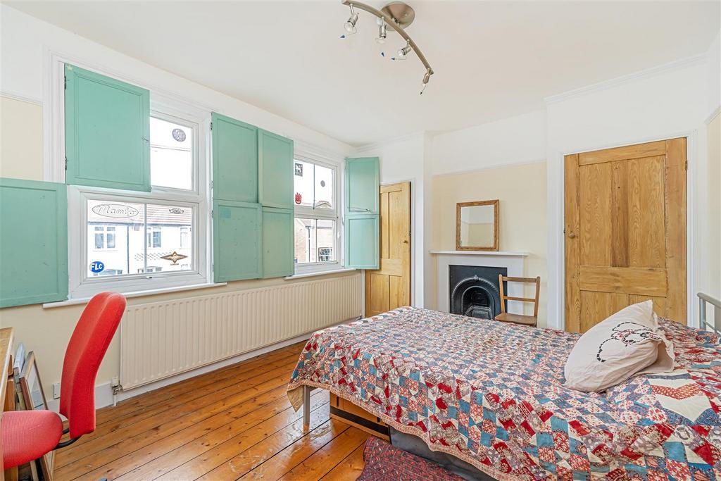 Worple Road, Old Isleworth 3 bed house for sale £699,950