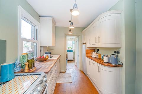 3 bedroom house for sale, Worple Road, Old Isleworth
