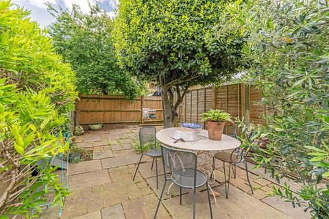 88 Worple Road, Isleworth, TW7 7HU