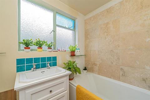 88 Worple Road, Isleworth, TW7 7HU