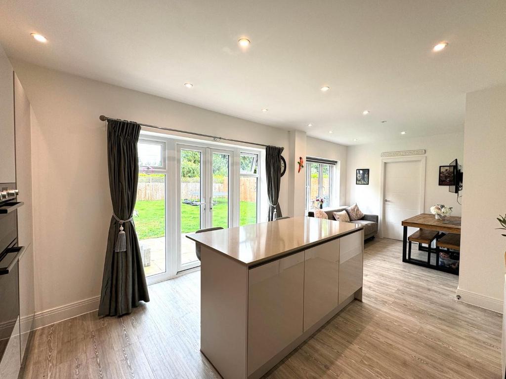 Kitchen/Family Room
