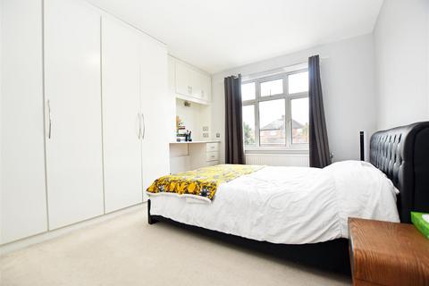 42 Roxborough Avenue, Isleworth, TW7 5HJ