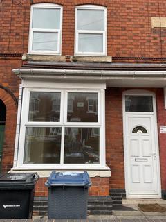 3 bedroom terraced house to rent, Charlotte Road, Stirchley