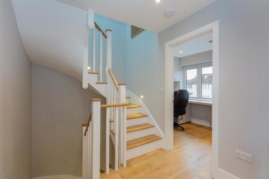 4 Oldway Lane-20.jpg