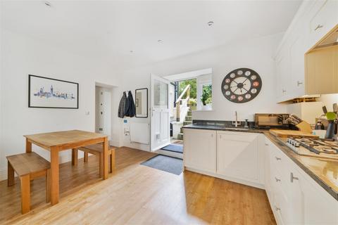 2 bedroom apartment for sale, Oak Hill Road, Surbiton