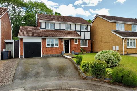 15 Garsdale, Northampton, NN2 8UY
