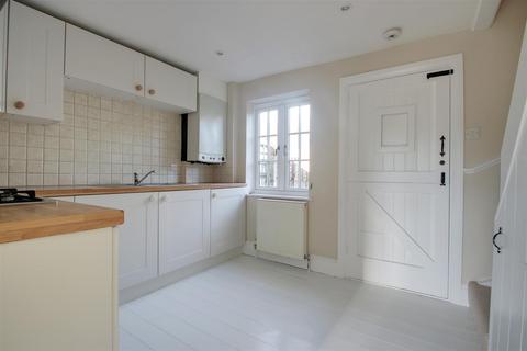 2 bedroom end of terrace house for sale, Park Road, Tring, Herts