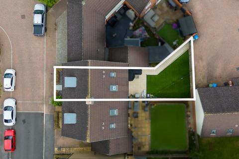 3 bedroom terraced house for sale, Grieve Road, Aylesbury HP18