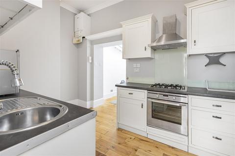 2 bedroom flat to rent, Ainger Road, Primrose Hill NW3