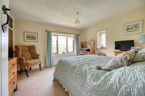 3 bedroom detached house for sale, Ninelands Road, Hathersage, Hope Valley