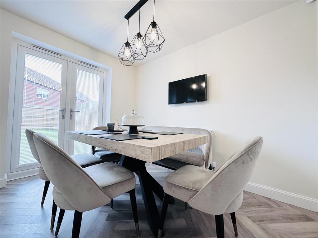 Dining Kitchen
