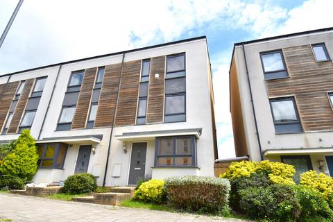 4 bedroom end of terrace house for sale, Charlton Hays, Patchway, Bristol