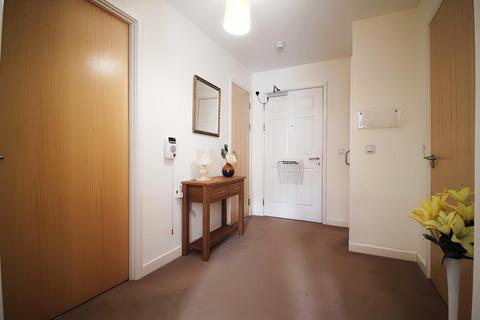 1 bedroom flat for sale, High Street, Brownhills, WS8