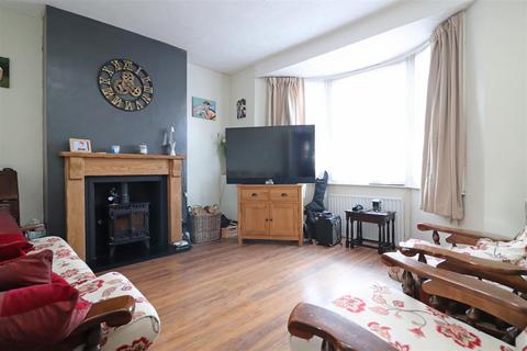 3 bedroom semi-detached house for sale, Horley Road, Redhill