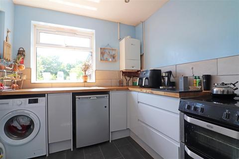 3 bedroom semi-detached house for sale, Horley Road, Redhill
