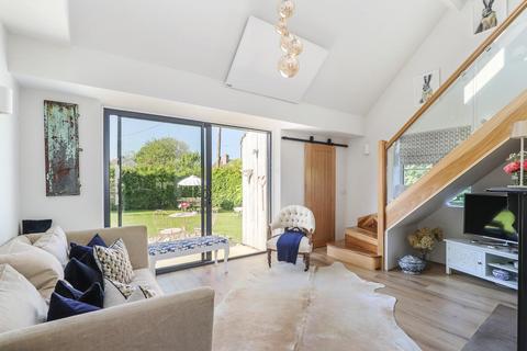 3 bedroom detached house for sale, The Knoll, Cranham