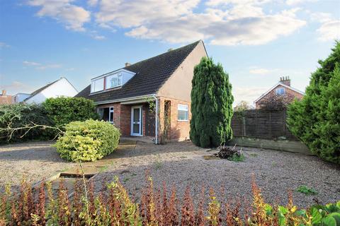 3 bedroom semi-detached house for sale, Holman Road, Aylsham, Norwich