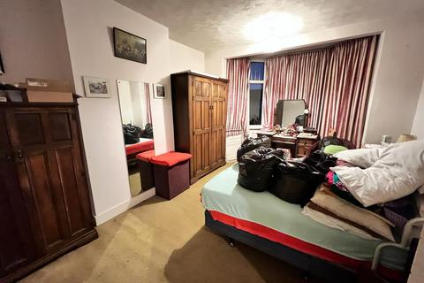 98 Upney Lane, Barking, IG11 9LR
