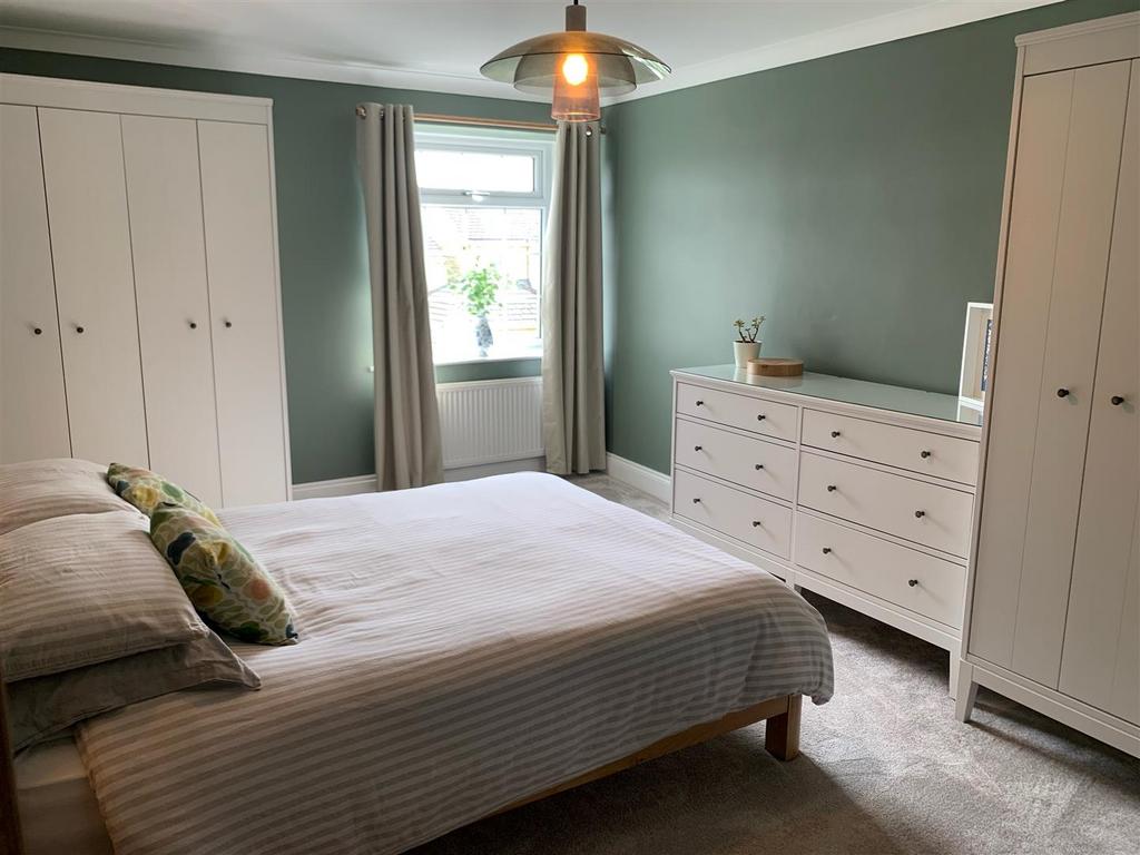 Bed 1 new.jpg