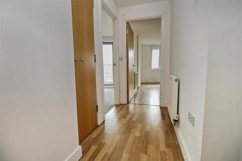 1 bedroom apartment to rent, Highbridge Road, Barking