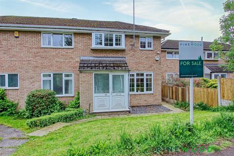 3 bedroom semi-detached house for sale, Boulton Close, Chesterfield S40