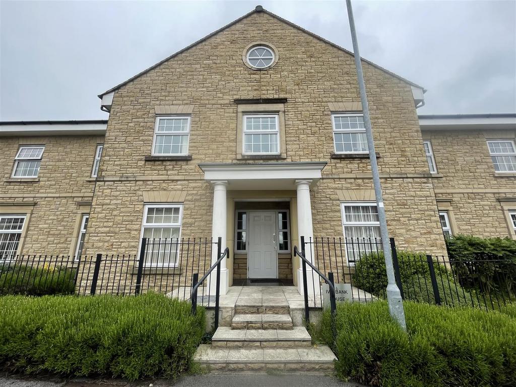 Ivy Bank Close, Penistone, Sheffield... 2 bed apartment to rent £750