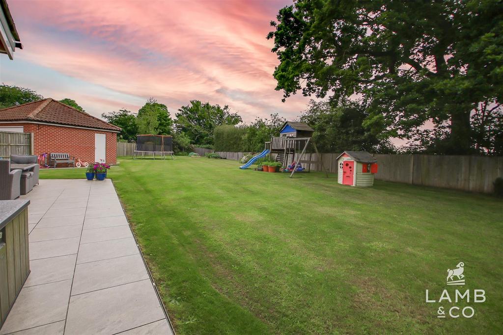 Rear garden
