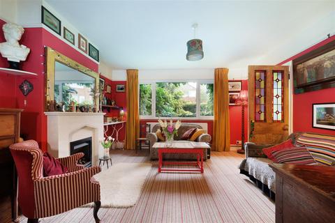 3 bedroom semi-detached house for sale, England Crescent, Leamington Spa