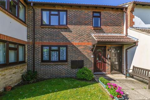 2 bedroom retirement property for sale, Windmill Court, East Wittering, Chichester