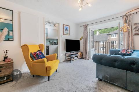 1 bedroom flat for sale, Selhurst Close, London