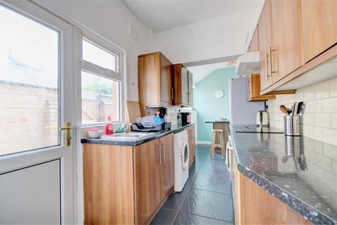 4 bedroom end of terrace house for sale, Gulson Road, Coventry