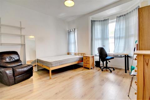 236 Gulson Road, Coventry, CV1 2JD