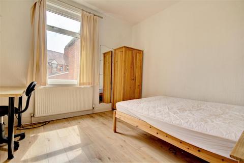 236 Gulson Road, Coventry, CV1 2JD