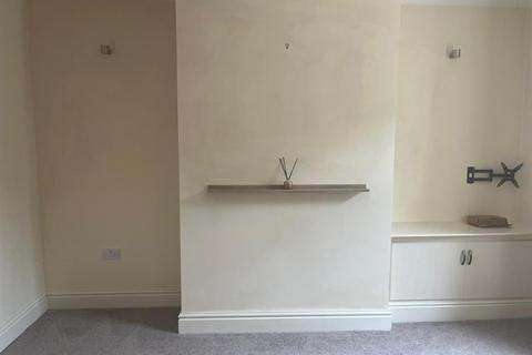 2 bedroom house to rent, Hallows Street, Burnley
