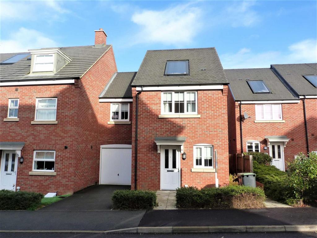 Tyne Way, Rushden NN10 3 bed end of terrace house to rent £1,295 pcm