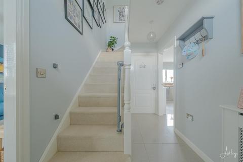 84 Heathland Way, Llandarcy, Neath, SA10 6FS