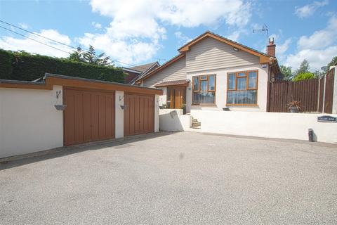 4 bedroom detached bungalow for sale, Crays Hill, Billericay CM11